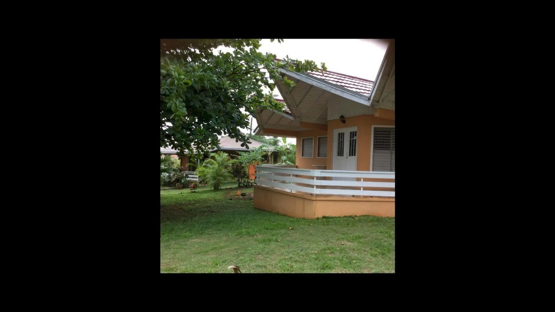 The Sun & Rain Cottage Negril